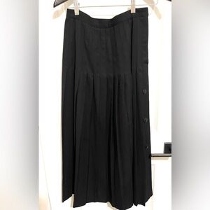 Black Louben wool stitch down pleated skirt size 10